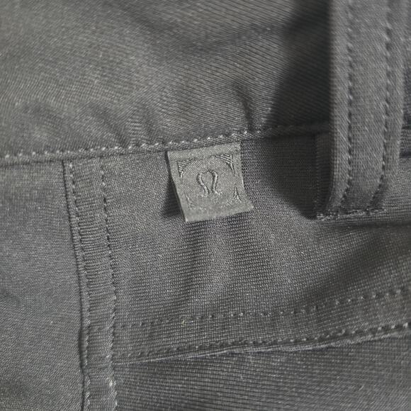 lululemon Black ABC pants - Picture 8 of 9